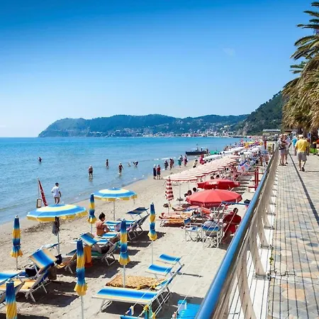 Il Piccolo Con Vista - Solo Per Famiglie * Albenga