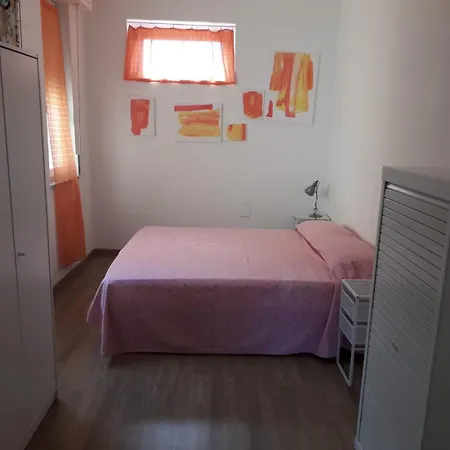 Apartamento Il Piccolo Con Vista - Solo Per Famiglie Albenga