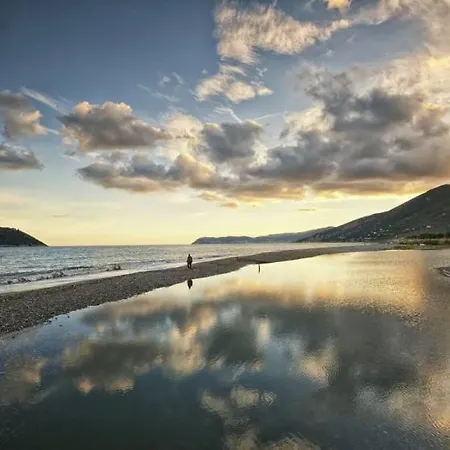 Daire Il Piccolo Con Vista - Solo Per Famiglie