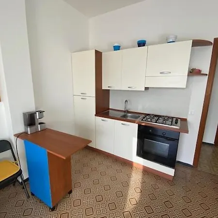 Daire Il Piccolo Con Vista - Solo Per Famiglie Albenga